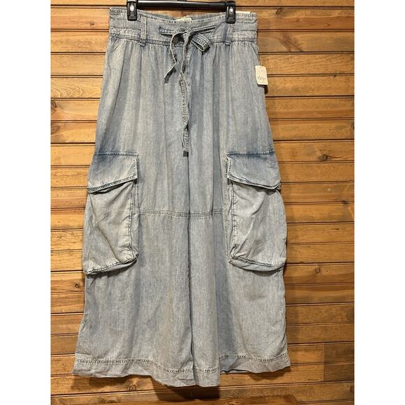 Free People Out Of Office Women’s Wide Leg Cargo Jeans Size M Comfort Boho - Picture 2 of 15